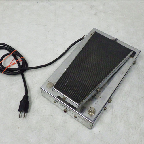 Vist Large View of Product Image Which is Used Morley WVO WAH VOLUME Vintage Guitar Effects Pedal