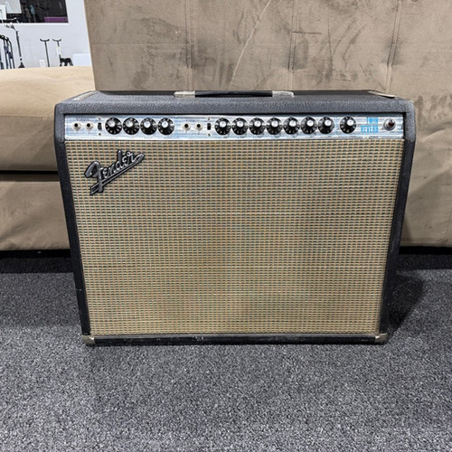 Vist Large View of Product Image Which is Used Fender Twin Reverb 1975 Silverface Vintage Tube Guitar Combo Amp