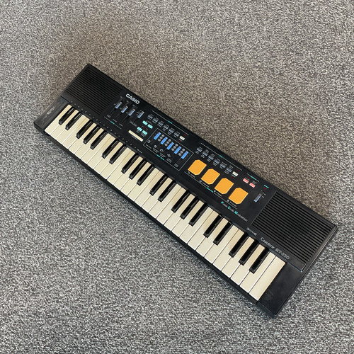 Vist Large View of Product Image Which is Used CASIO CASIOTONE MT-220 Compact Keyboard