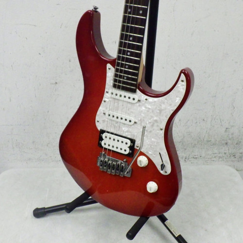 Vist Large View of Product Image Which is Used Yamaha PAC604W Vintage S Type Electric Guitar Cherry Sunburst 6-String
