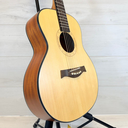 Vist Large View of Product Image Which is Used FEIXIANG F-MINI ACOUSTIC GUITAR Acoustic Guitar Natural