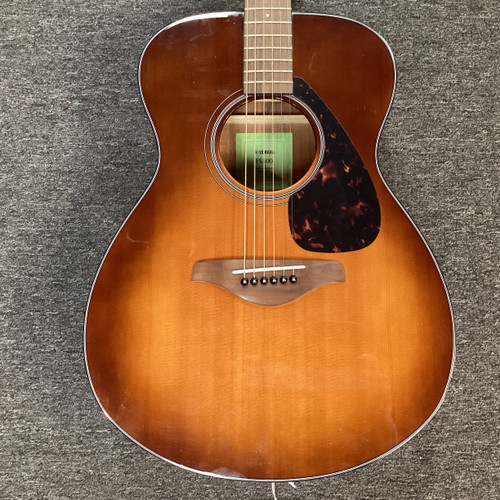 Vist Large View of Product Image Which is Used Yamaha FS800 Laminate Top Acoustic Guitar Sunburst