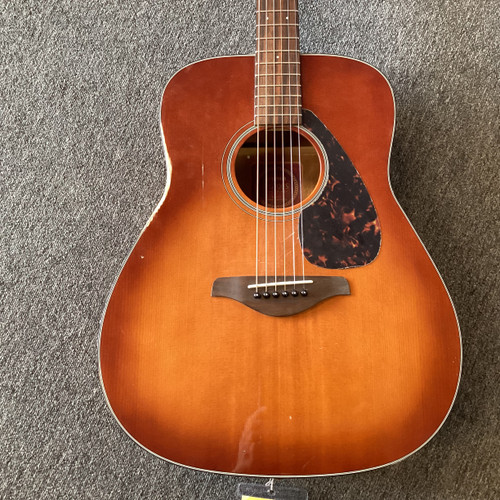 Vist Large View of Product Image Which is Used Yamaha FG700S Acoustic Guitar - Lifting Bridge