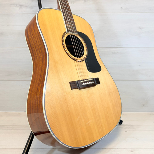 Vist Large View of Product Image Which is Used Washburn D-10S Acoustic Guitar Wood