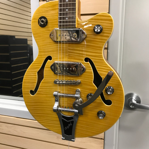 Vist Large View of Product Image Which is Used Epiphone WILDKAT Semi-Hollow Electric Guitar Natural 6-String