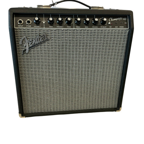 Vist Large View of Product Image Which is Used Fender CHAMPION 40 1 x 12 Solid State Amplifier 1 x 12