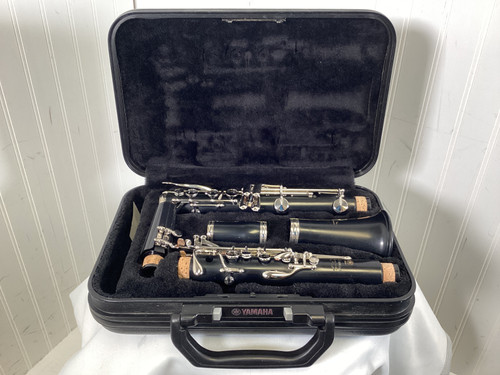 Vist Large View of Product Image Which is Used Yamaha ADVANTAGE YCL-200ADII Resonite Clarinet