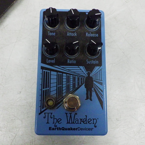 Vist Large View of Product Image Which is Used Earthquaker Devices THE WARDEN Compressor Pedal