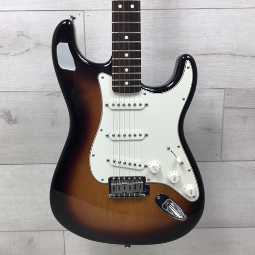 Vist Large View of Product Image Which is Used Fender Standard MIM Stratocaster 2015 Electric Guitar Sunburst