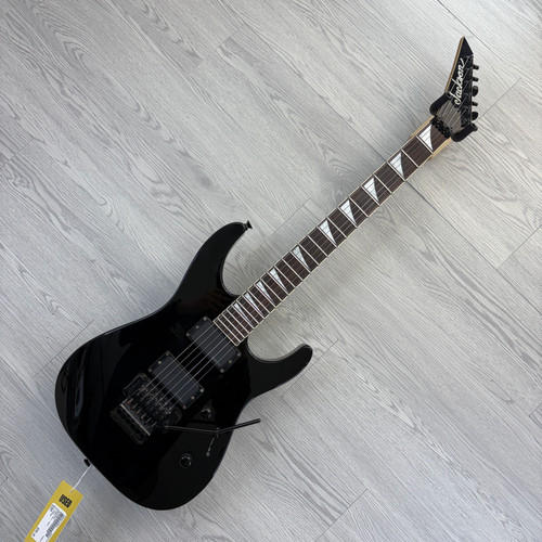 Vist Large View of Product Image Which is Used Jackson DINKY MIJ 1997 Super S Electric Guitar Black 6-String