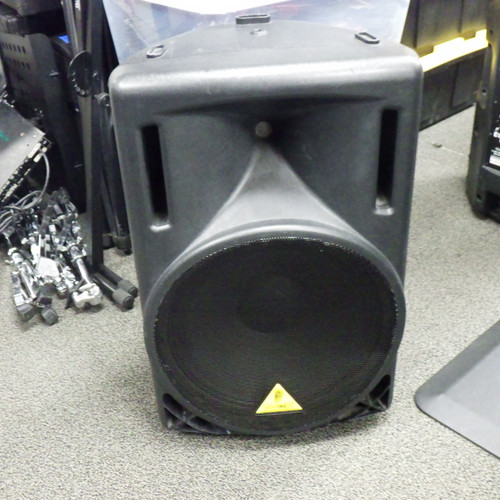 Vist Large View of Product Image Which is Used Behringer B215 EUROLIVE Power Amplifier