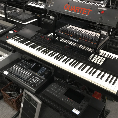 Vist Large View of Product Image Which is Used Roland FA-08 88 88-Key Synthesizer