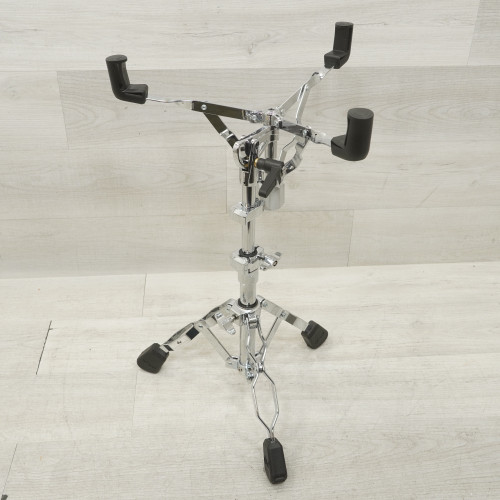 Vist Large View of Product Image Which is Used DW DWCP3300A Snare Stand