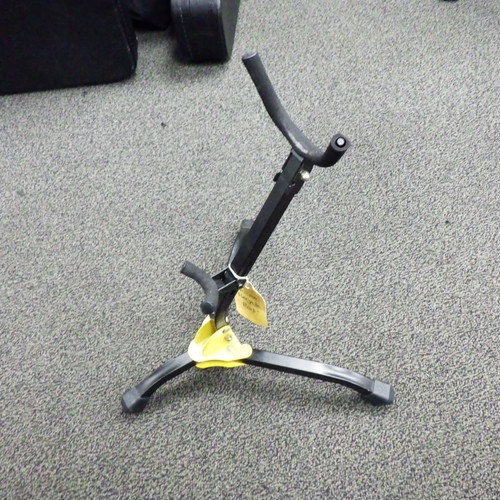 Vist Large View of Product Image Which is Used Hercules ALTO SAXOPHONE STAND Band Instrument Stand