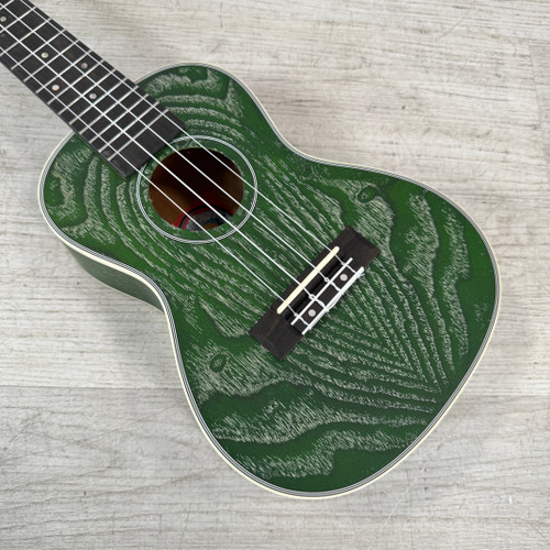 Vist Large View of Product Image Which is Used Amahi C-25 Concert Ukulele - Green Quilt