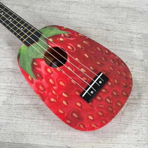 Vist Large View of Product Image Which is Used Amahi DDUK Soprano Ukulele