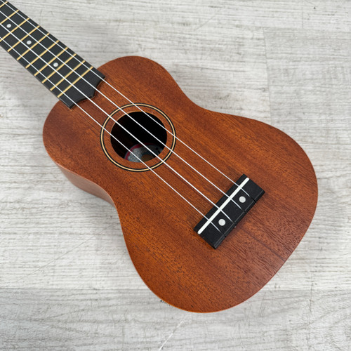 Vist Large View of Product Image Which is Used Amahi DDUK Soprano Ukulele