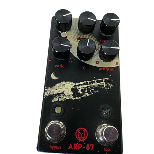 Vist Large View of Product Image Which is Used Walrus Audio ARP-87 Multi-FX Pedal