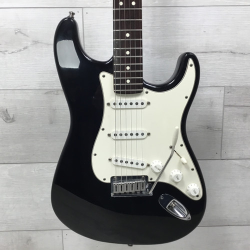 Vist Large View of Product Image Which is Used Fender American Standard Stratocaster 1995 Electric Guitar Black