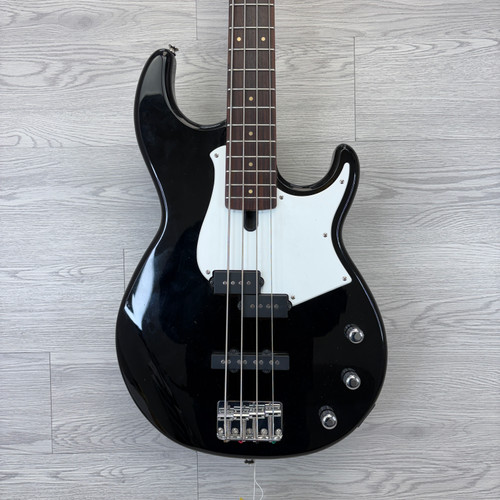 Vist Large View of Product Image Which is Used Yamaha BB234 BROADBASS Bass Guitar Black 4-String