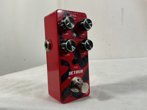 Vist Large View of Product Image Which is Used Pigtronix OCTAVA FUZZ Fuzz Pedal