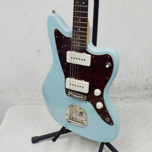 Vist Large View of Product Image Which is Used Squier Vintage Modified Jazzmaster Offset Double Cutaway Electric Guitar Blue 6-String