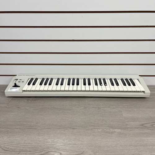 Vist Large View of Product Image Which is Used - Roland PC-200 49-Key Controller