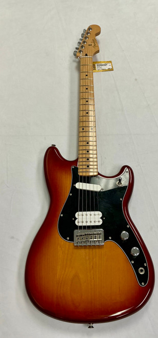 Vist Large View of Product Image Which is Used Fender DUO SONIC Offset Double Cutaway Electric Guitar Cherry Sunburst 6-String