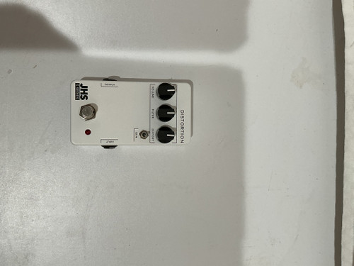 Vist Large View of Product Image Which is Used JHS Pedals 3 SERIES DISTORTION Distortion Pedal