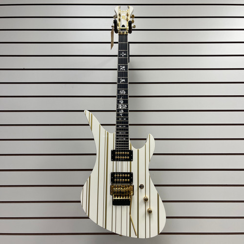 Vist Large View of Product Image Which is Used Schecter SYNYSTER GATES GOLDEN GODESS Pointy Electric Guitar White 6-String