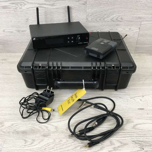 Vist Large View of Product Image Which is Used Sennheiser XSW GUITAR WIRELESS SYSTEM Compact Instrument Wireless