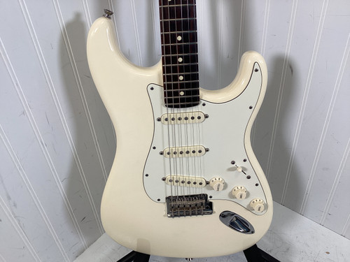 Vist Large View of Product Image Which is Used Fender 2012 AMERICAN STANDARD STRAT S Type Electric Guitar White 6-String