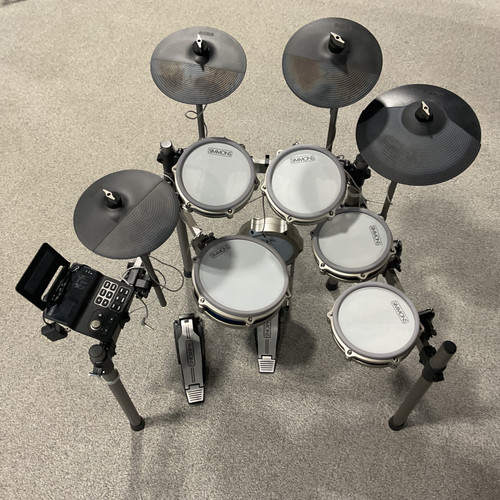 Vist Large View of Product Image Which is Used SIMMONS TITAN 70