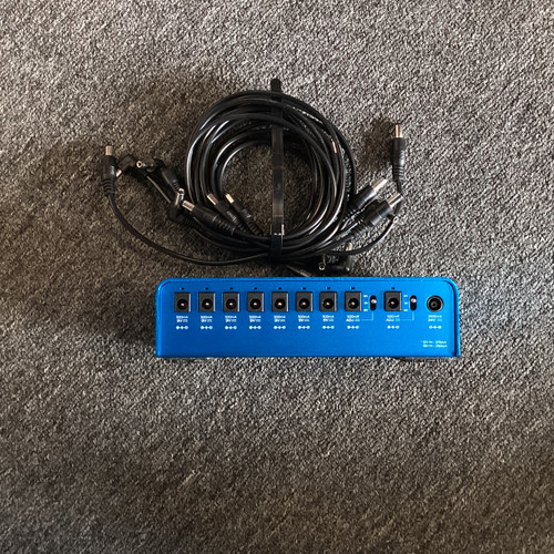 Vist Large View of Product Image Which is Used Strymon ZUMA Pedal Power Supply