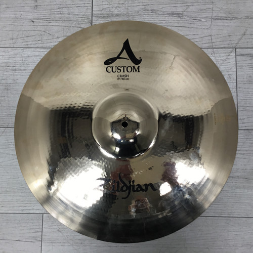 Vist Large View of Product Image Which is Used Zildjian A Custom 19" Crash Cymbal