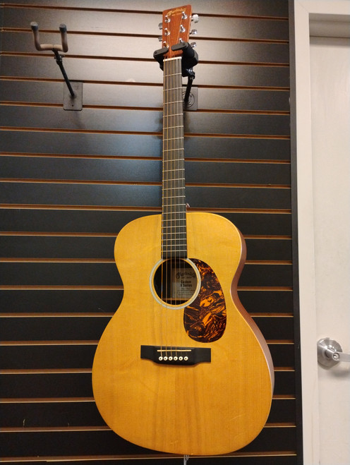 Vist Large View of Product Image Which is Used Martin CUSTOM X SERIES W/GIG BAG Acoustic Guitar Natural