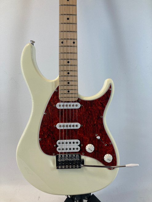 Vist Large View of Product Image Which is Used Peavey Raptor Plus Electric Guitar