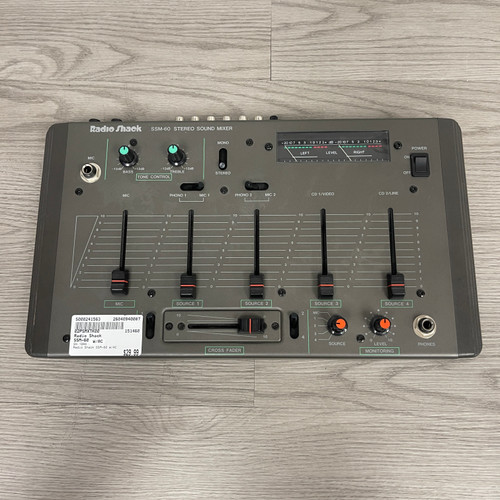 Vist Large View of Product Image Which is Used - Radio Shack SSM-60 Compact Mixer