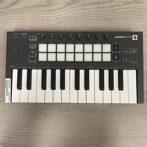 Vist Large View of Product Image Which is Used - Novation LAUNCHKEY MINI MK3 25-Key Controller 