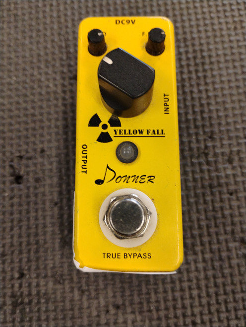 Vist Large View of Product Image Which is Used Donner YELLOW FALL DELAY Guitar Effect