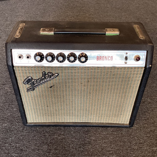 Vist Large View of Product Image Which is Used Fender BRONCO 1 x 10 Tube Combo Amplifier Non-Original 10” Speaker