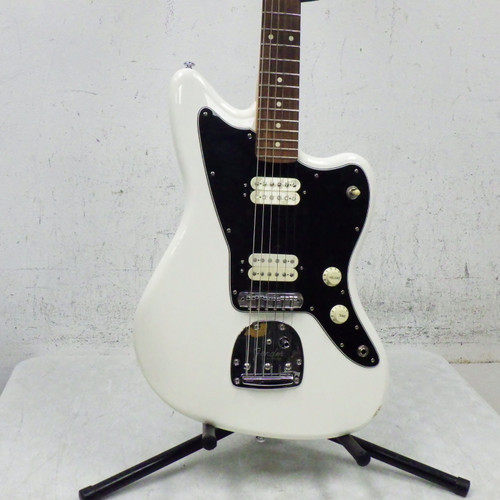 Vist Large View of Product Image Which is Used Fender PLAYER JAZZMASTER Offset Double Cutaway Electric Guitar White 6-String