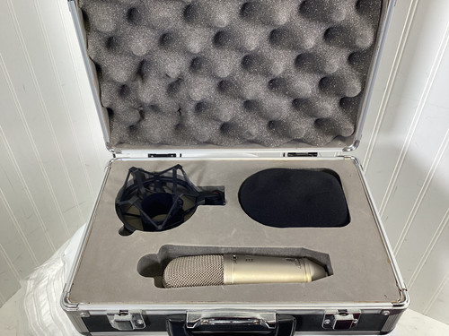 Vist Large View of Product Image Which is Used Behringer B-1 Condenser Microphone