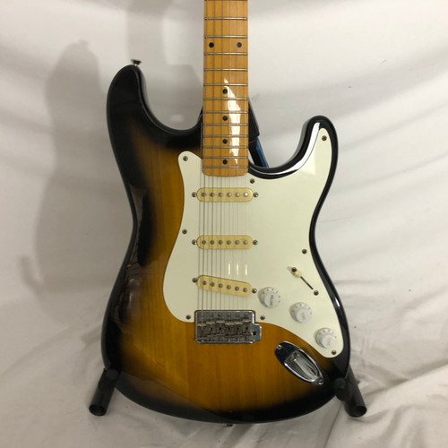 Vist Large View of Product Image Which is Used VESTER TRADITION SERIES S-TYPE Vintage S Type Electric Guitar Tobacco Sunburst 6-String