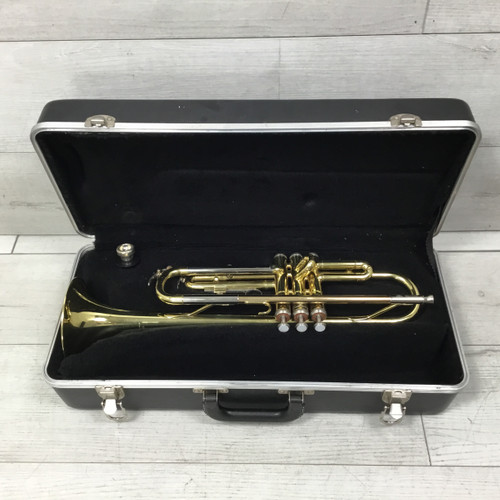 Vist Large View of Product Image Which is Used Yamaha YTR-2330 Trumpet