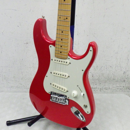Vist Large View of Product Image Which is Used Fender Stratocaster Sts-550 Short Scale S Type Electric Guitar Red 6-String