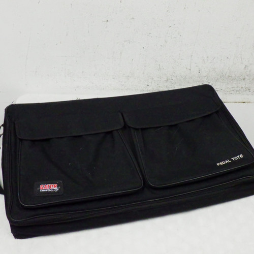 Vist Large View of Product Image Which is Used Gator GPT-PRO-PWR PEDAL BOARD W/ POWER Pedal Board