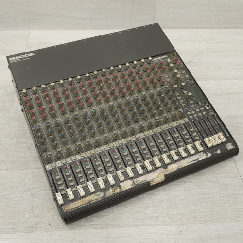 Vist Large View of Product Image Which is Used Mackie CR1604-VLZ Mixing Console