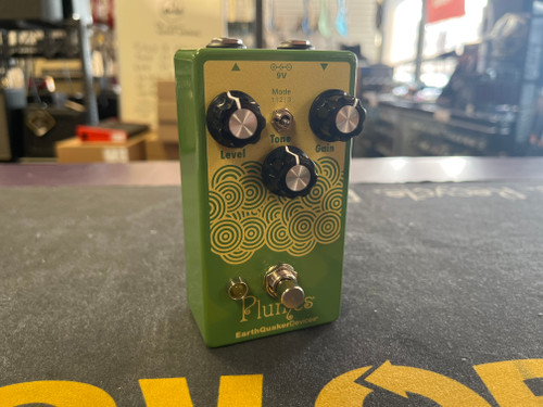 Vist Large View of Product Image Which is Used Earthquaker Devices PLUMES Overdrive Pedal