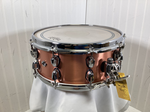 Vist Large View of Product Image Which is Used Mapex BLACK PANTHER PREDATOR Metal Snare Drum 14"